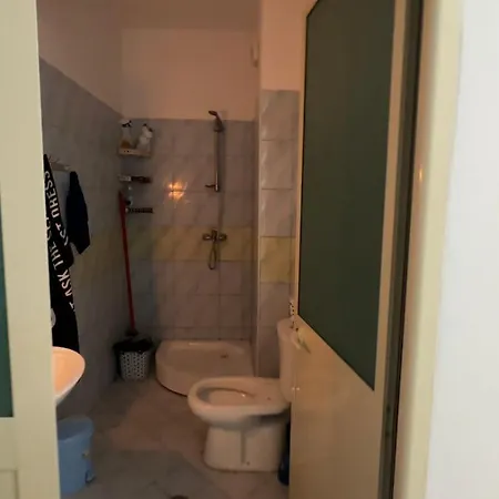 Cela Houses Apartament Golem (Tirana)