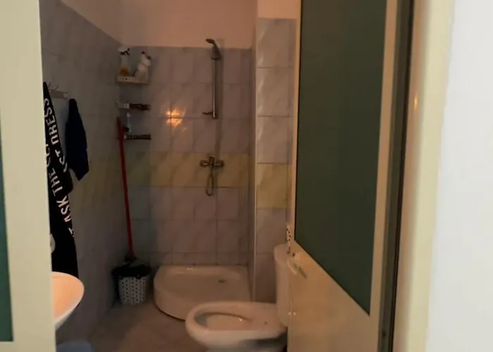 Cela Houses Apartman Golem